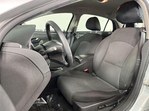 Silver Ice Metallic 2012 Chevrolet Malibu 1LT