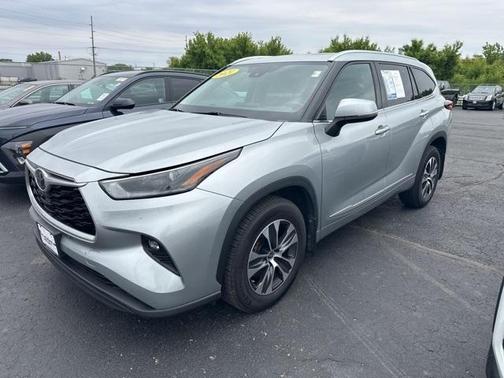 2021 Toyota Highlander XLE