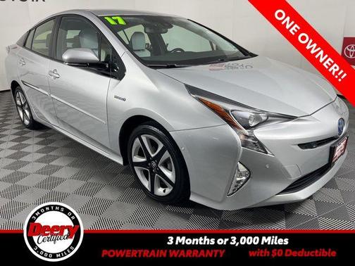 Classic Silver Metallic 2017 Toyota Prius Four Touring
