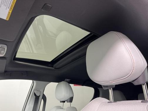 2023 Toyota Sienna XSE