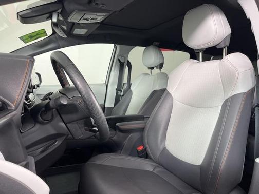 2023 Toyota Sienna XSE