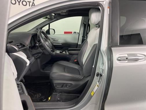 2023 Toyota Sienna XSE