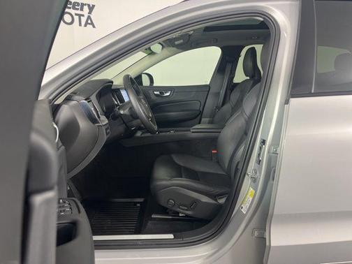 Silver Dawn Metallic 2024 Volvo XC60 Recharge Plug-In Hybrid T8 Core Dark Theme