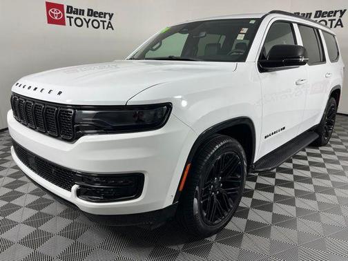 Bright White Clearcoat 2024 Jeep Wagoneer Series II Carbide 4x4