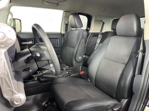 2013 Toyota FJ Cruiser Base