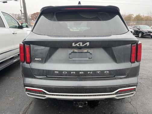 2022 Kia Sorento SX