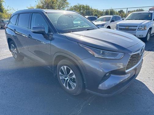 2021 Toyota Highlander Hybrid XLE