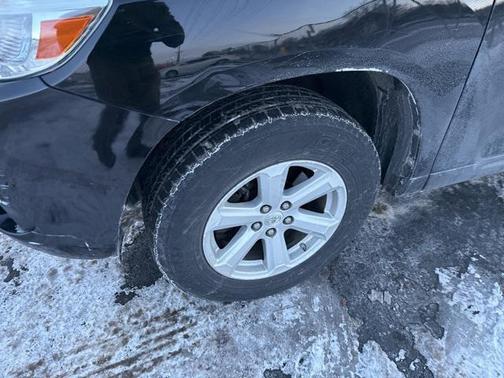 2010 Toyota Highlander SE