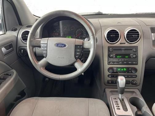 2005 Ford Freestyle SEL