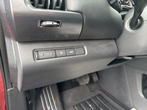 Scarlet Ember Tintcoat 2022 Nissan Pathfinder SL 4WD