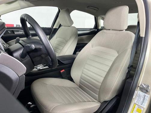 White Gold Metallic 2018 Ford Fusion Hybrid S