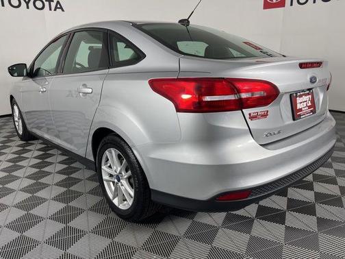Ingot Silver 2017 Ford Focus SE