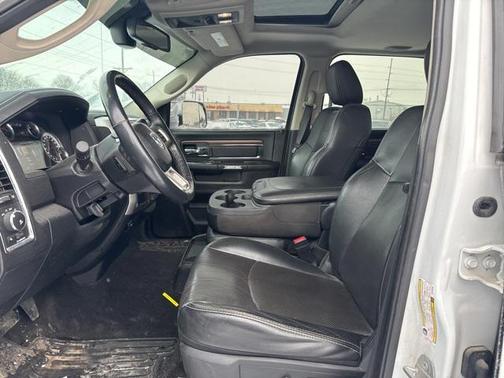 2016 RAM 2500 Laramie