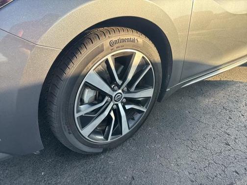 2023 Nissan Maxima SV Xtronic CVT