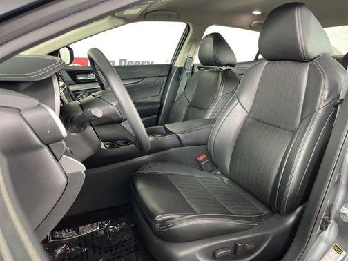 2023 Nissan Maxima SV Xtronic CVT