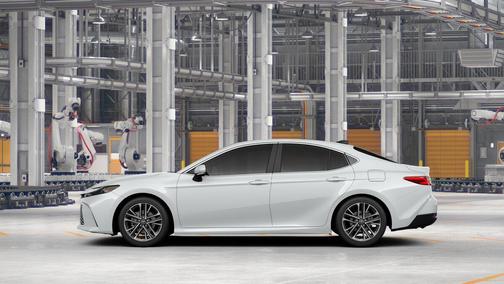 Wind Chill Pearl 2026 Toyota Camry XLE