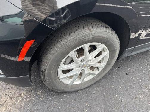 Mosaic Black Metallic 2023 Chevrolet Equinox 1LT