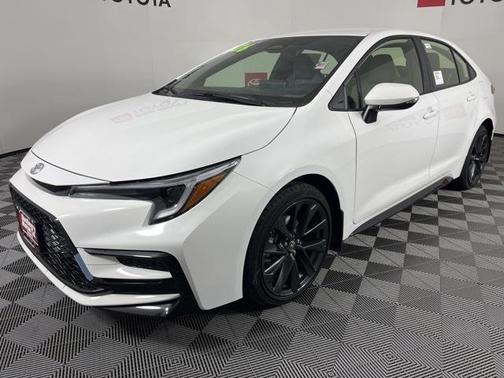 2026 Toyota Corolla Hybrid SE