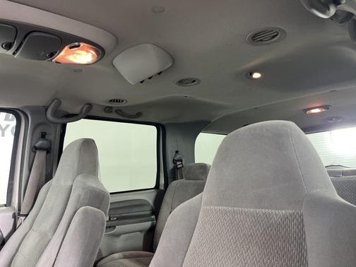2003 Ford Excursion XLT