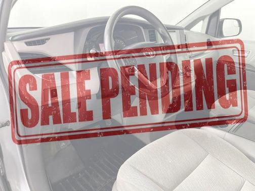 Silver Sky Metallic 2015 Toyota Sienna LE