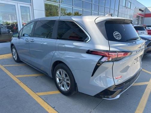 2023 Toyota Sienna XSE