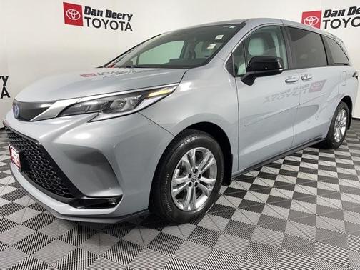 2023 Toyota Sienna XSE