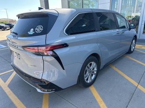 2023 Toyota Sienna XSE