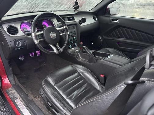 2011 Ford Mustang V6 Premium