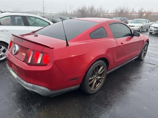 2011 Ford Mustang V6 Premium