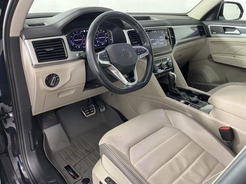 2023 Volkswagen Atlas 3.6L SEL Premium