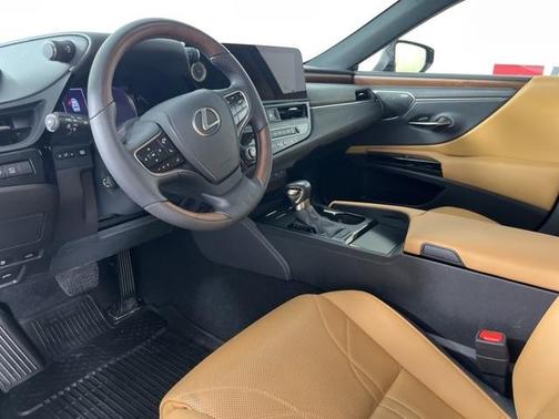 2024 Lexus ES 350 Ultra Luxury