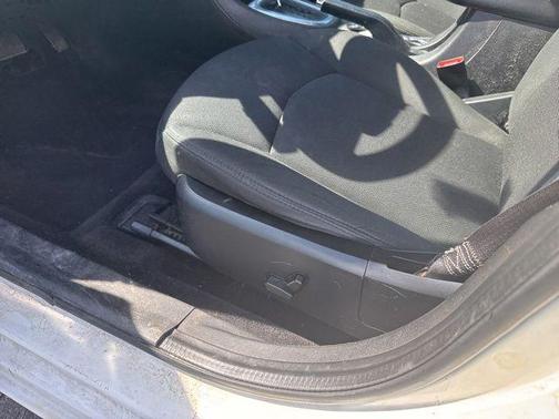 Stone White Clearcoat 2011 Dodge Avenger Express