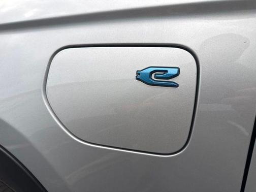 Silver Zynith 2022 Jeep Grand Cherokee 4xe Base