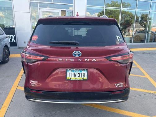 Ruby Flare Pearl 2021 Toyota Sienna Limited 7-Passenger