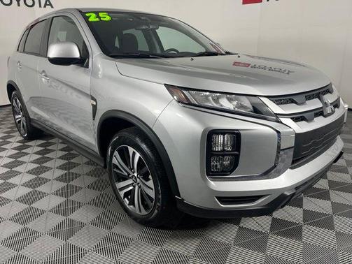 Alloy Silver Metallic 2025 Mitsubishi Outlander Sport 2.0 ES