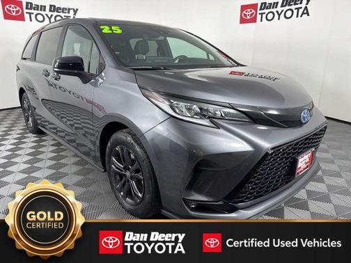 2025 Toyota Sienna XSE 7 Passenger