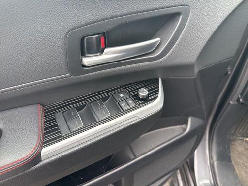 2025 Toyota Sienna XSE 7 Passenger