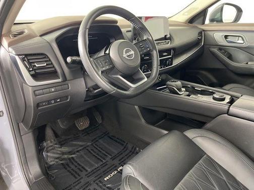 Boulder Gray Pearl 2023 Nissan Rogue Platinum