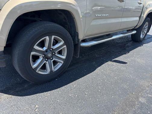 Quicksand 2018 Toyota Tacoma Limited