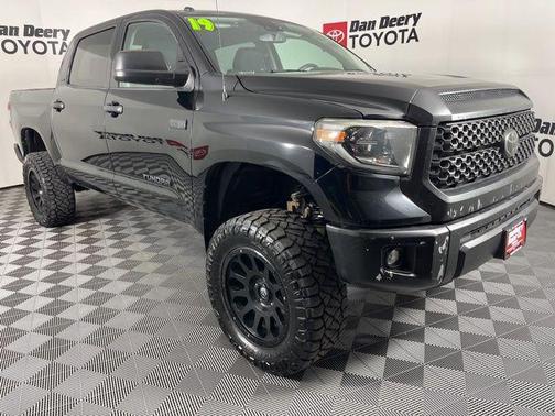 Midnight Black Metallic 2019 Toyota Tundra SR5