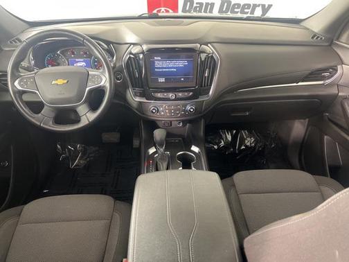 2022 Chevrolet Traverse LT Cloth