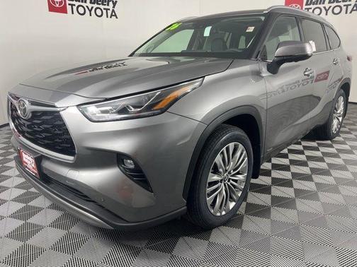 2026 Toyota Highlander Hybrid Platinum