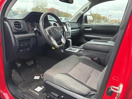 2014 Toyota Tundra SR5