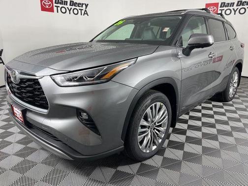 Heavy Metal 2026 Toyota Highlander Hybrid Platinum