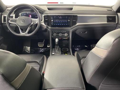 2022 Volkswagen Atlas Cross Sport 3.6L V6 SEL Premium R-Line