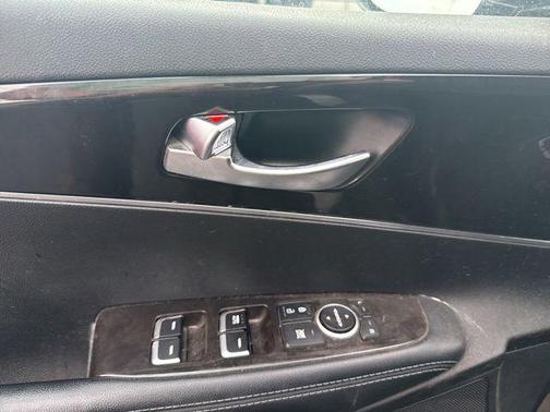 Titanium Silver 2017 Kia Sorento LX