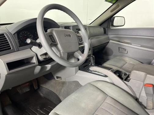 2006 Jeep Grand Cherokee Laredo