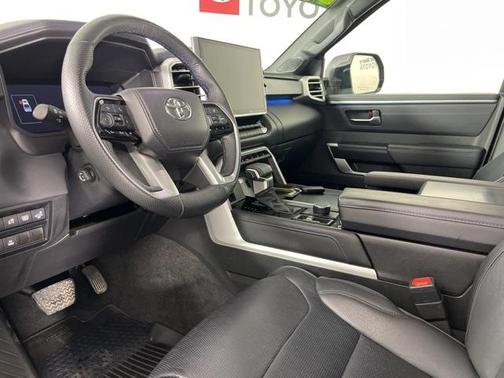 2023 Toyota Tundra Platinum
