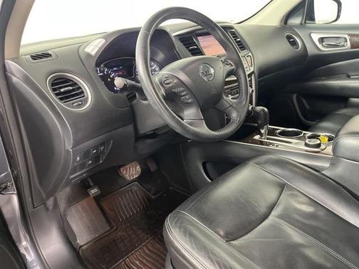 2013 Nissan Pathfinder SL