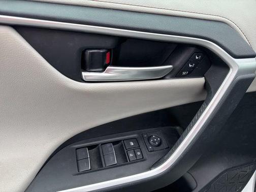 0089 2023 Toyota RAV4 Limited